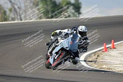 media/Feb-15-2025-TrackDaz (Sat) [[1e057f4b71]]/Group A/Session 3 - Turn 2/